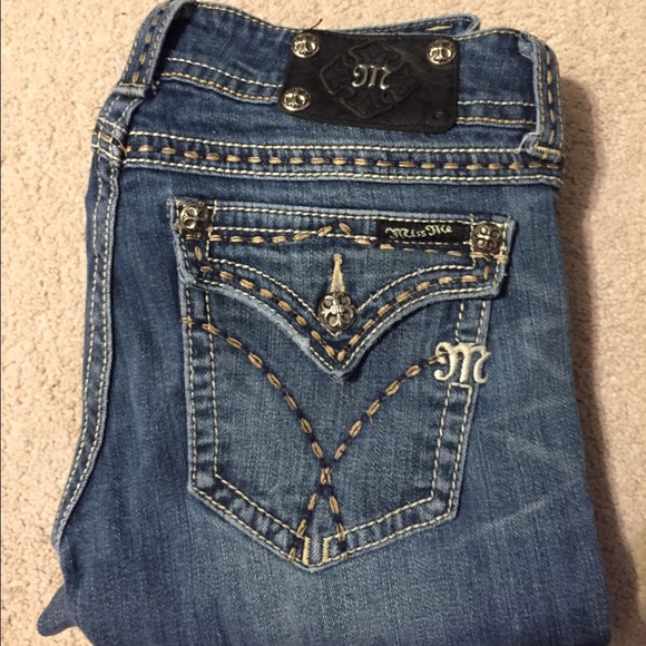 Miss me jeans!!! Offer up!!!