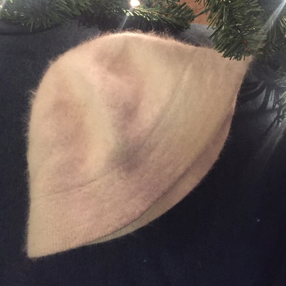 White fuzzy bucket hat