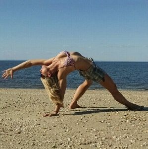 Meet your Posher, Ainsley