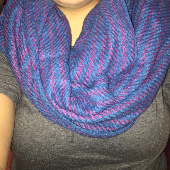 Scarf - Picture 2 of 2