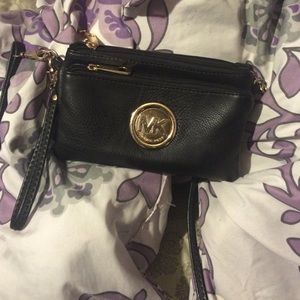 Micheal Kors Crossbody .