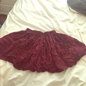Pale burgundy brandy Melville skirt!