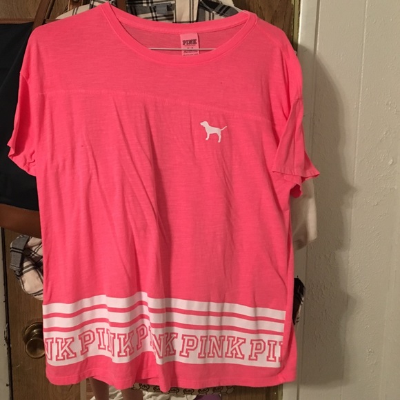 Pink shirt - Picture 1 of 2