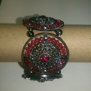 CUTE MAROON AND SILVER BRACLET!