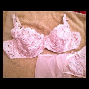 💗❤️Pink lace Bra