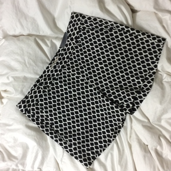 Banana Republic Pants - MUST GO!!! NWT Banana Republic Shorts