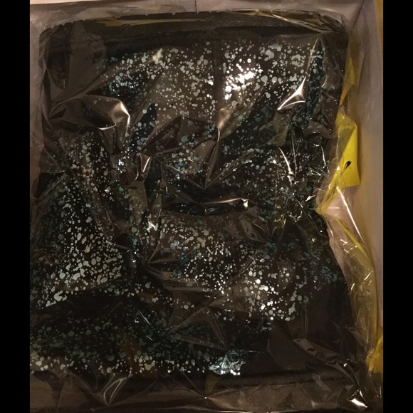 the SHINE 🎀Sparkle boot🎀 - Picture 3 of 3