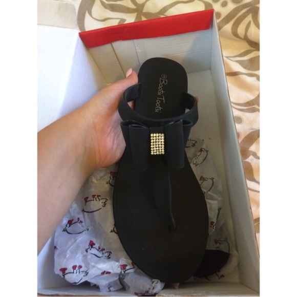 Jelly Sandals w/ Bow & Stones