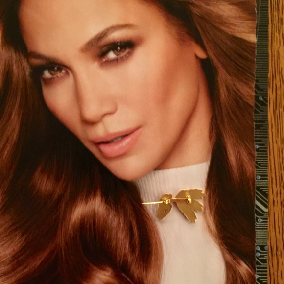 VINTAGE GOLD LEAF PIN - Picture 2 of 2