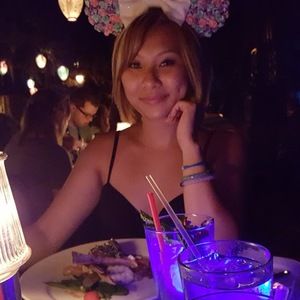 Meet your Posher, Julie