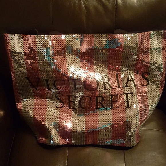 Victoria Secret tote