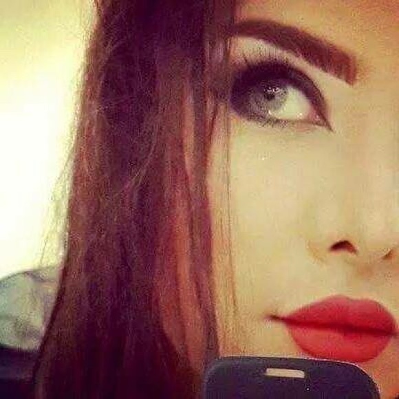 Meet your Posher, Reem - Picture 1 of 1