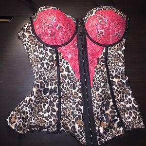 Cheetah lingerie corset