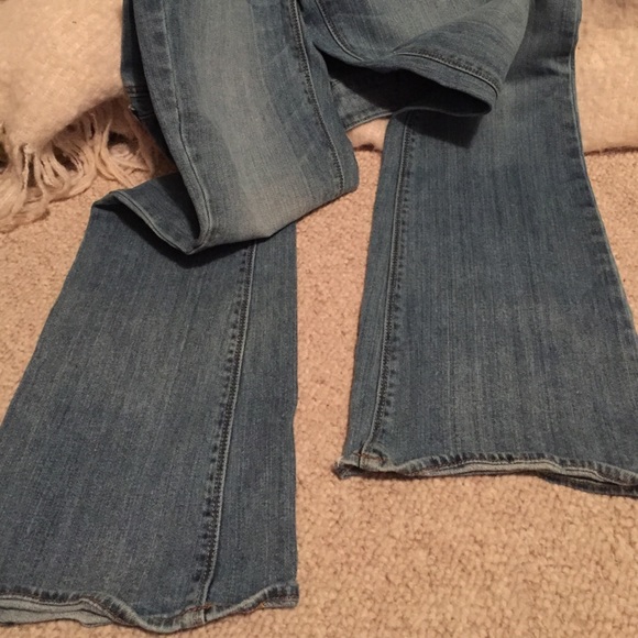Jeans - Picture 2 of 3