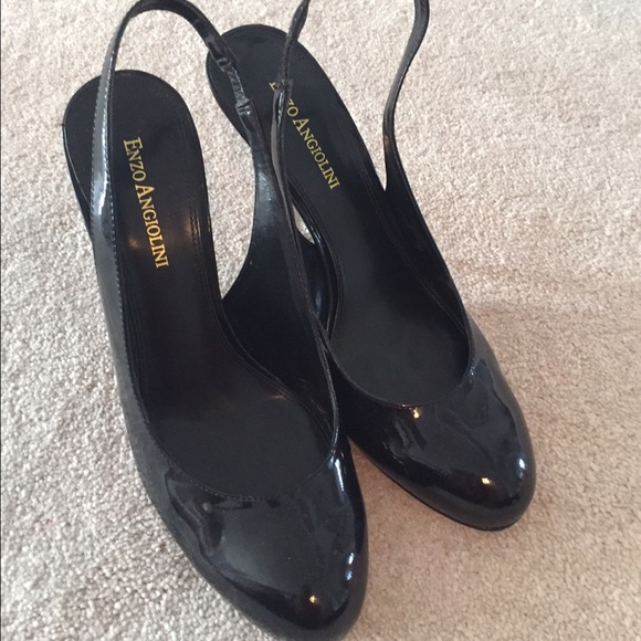 Black sling back pumps