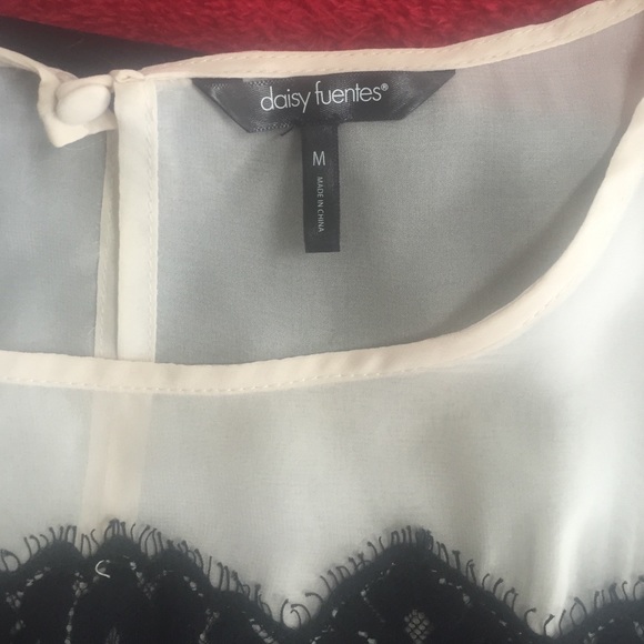 Blouse - Picture 2 of 4