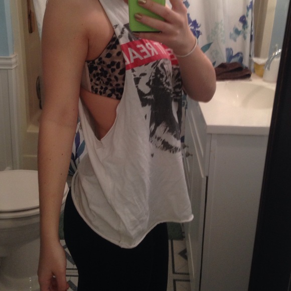 Muscle Tee - Picture 2 of 4