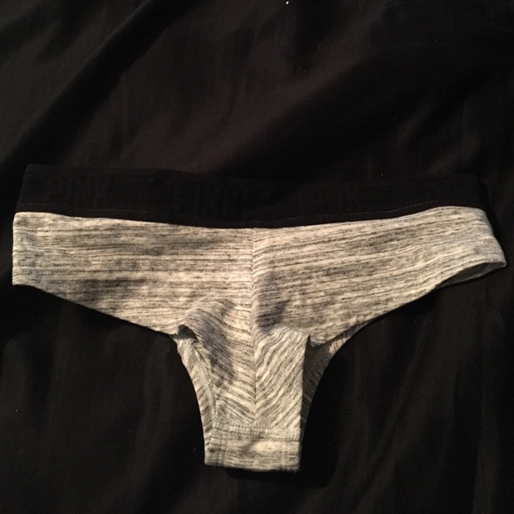*SOLD ON MERC* NWT SIZE SMALL VS PINK LOGO PANTIES - Picture 4 of 4