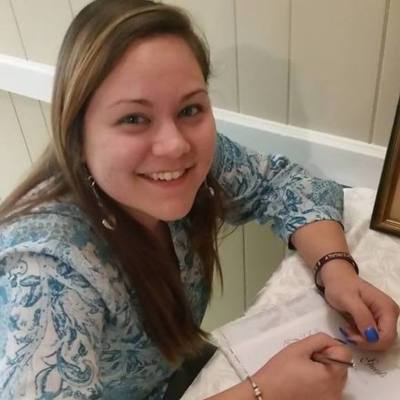 Meet your Posher, Anna