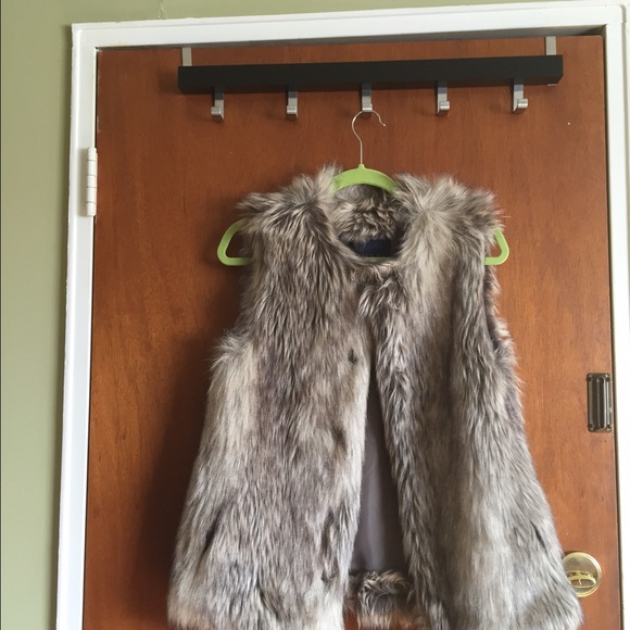 Tinsel Jackets & Blazers - Fur vest size Small