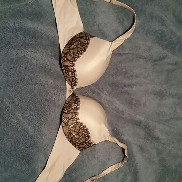 Victoria secret bra