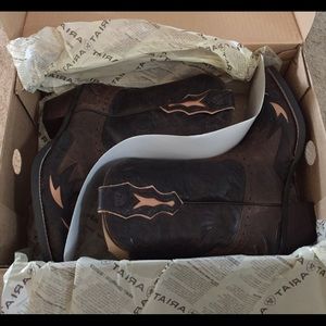 Women's Ariat Dahlia Boot, Size 6