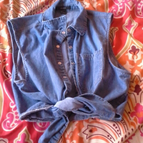 F21 Twist-Tie Denim Vest - Picture 2 of 3