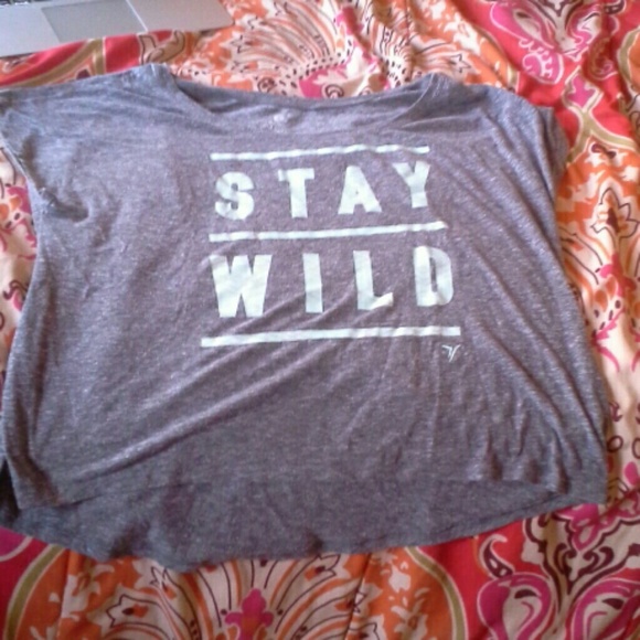 Old Navy Active Workout Tee - Picture 2 of 4