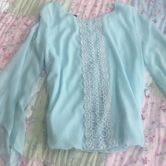 Blouse - Picture 3 of 3