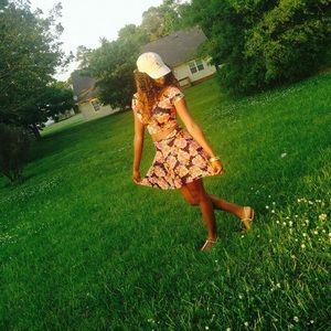 Meet your Posher, Monica