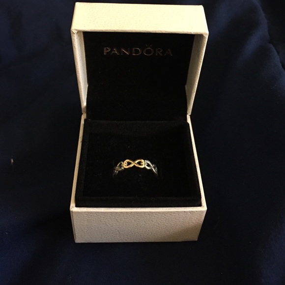 Pandora infinite love ring