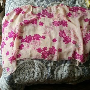 Crop butterfly sleeve top