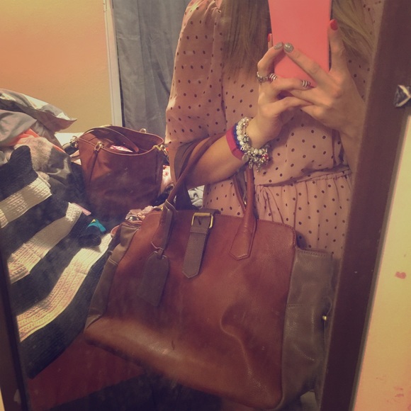 Price drop!! Just fab brown tote