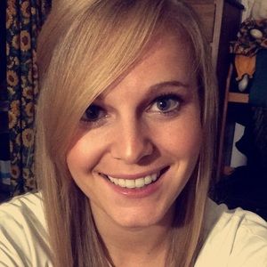 Meet your Posher, Rebecca