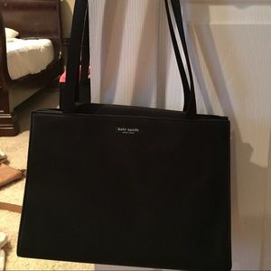 Authentic Black Kate Spade handbag. Like new.
