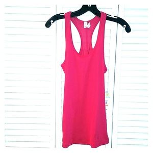 Under Armour NWT pink ribbed tank