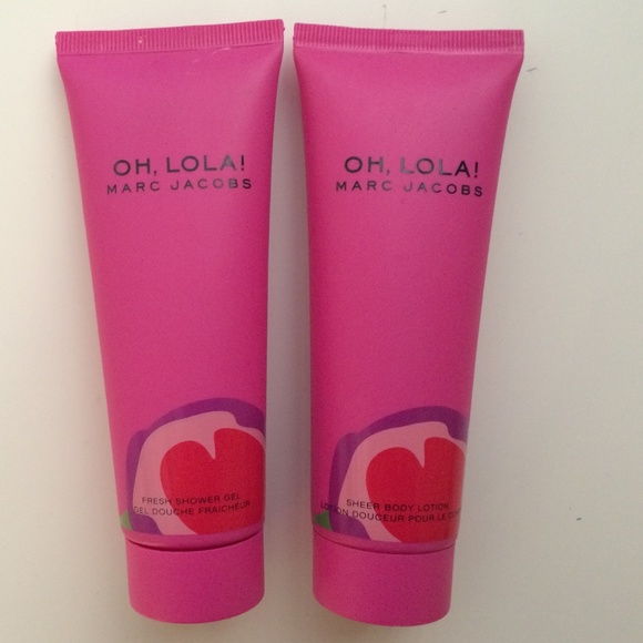 Marc Jacobs body lotion and shower gel