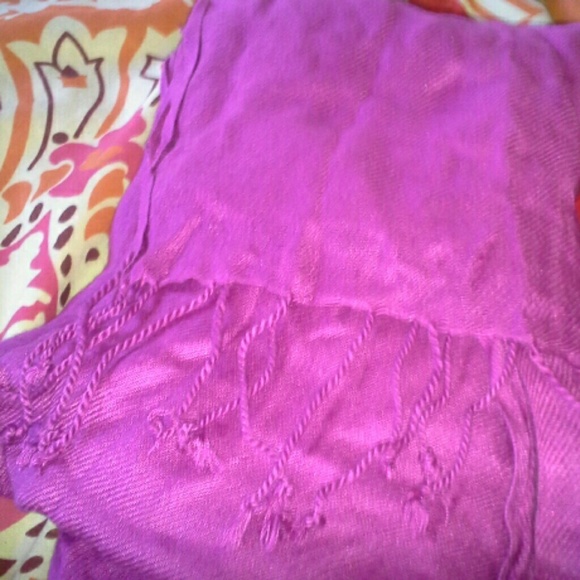 Scarf Bundle - Picture 2 of 4