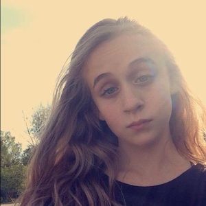 Meet your Posher, Abigail