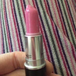 MAC Cosmetics Rose Lily lipstick