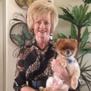 Meet your Posher, Stacy