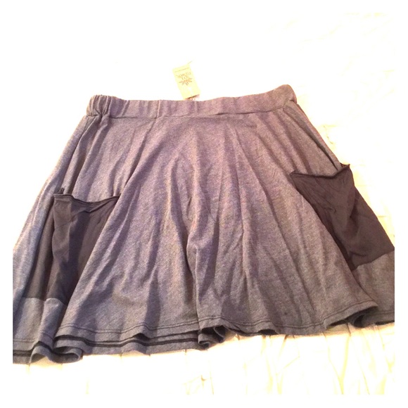 Gray cotton skirt. New with tags.