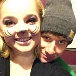 Meet your Posher, Carrie