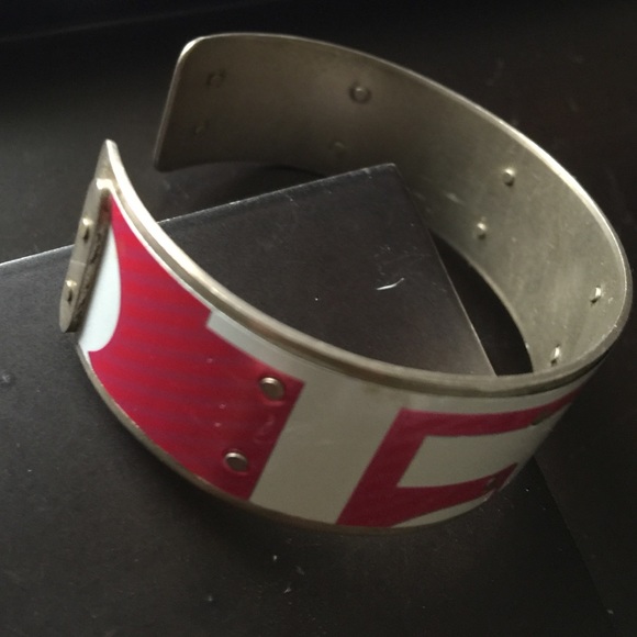 Delicious Cuff Bracelet- TAB - Picture 4 of 4