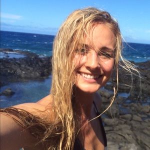 Meet your Posher, Taryn