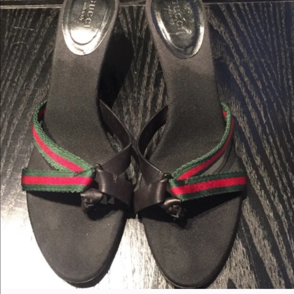 Authentic Gucci Ribbon Slide Sandals Like New - Picture 3 of 3