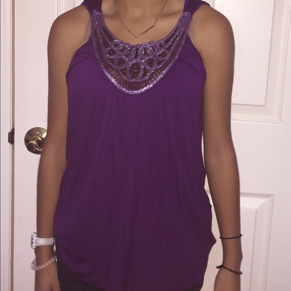 Tank top. Never worn - Picture 2 of 3