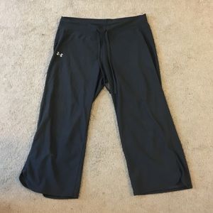 😎😎SOLD😎😎 UA yoga pants - small (heat gear)