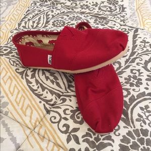 TOMS 7.5 Red Canvas Slip-ons