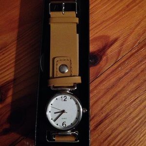 Everyday leather watch